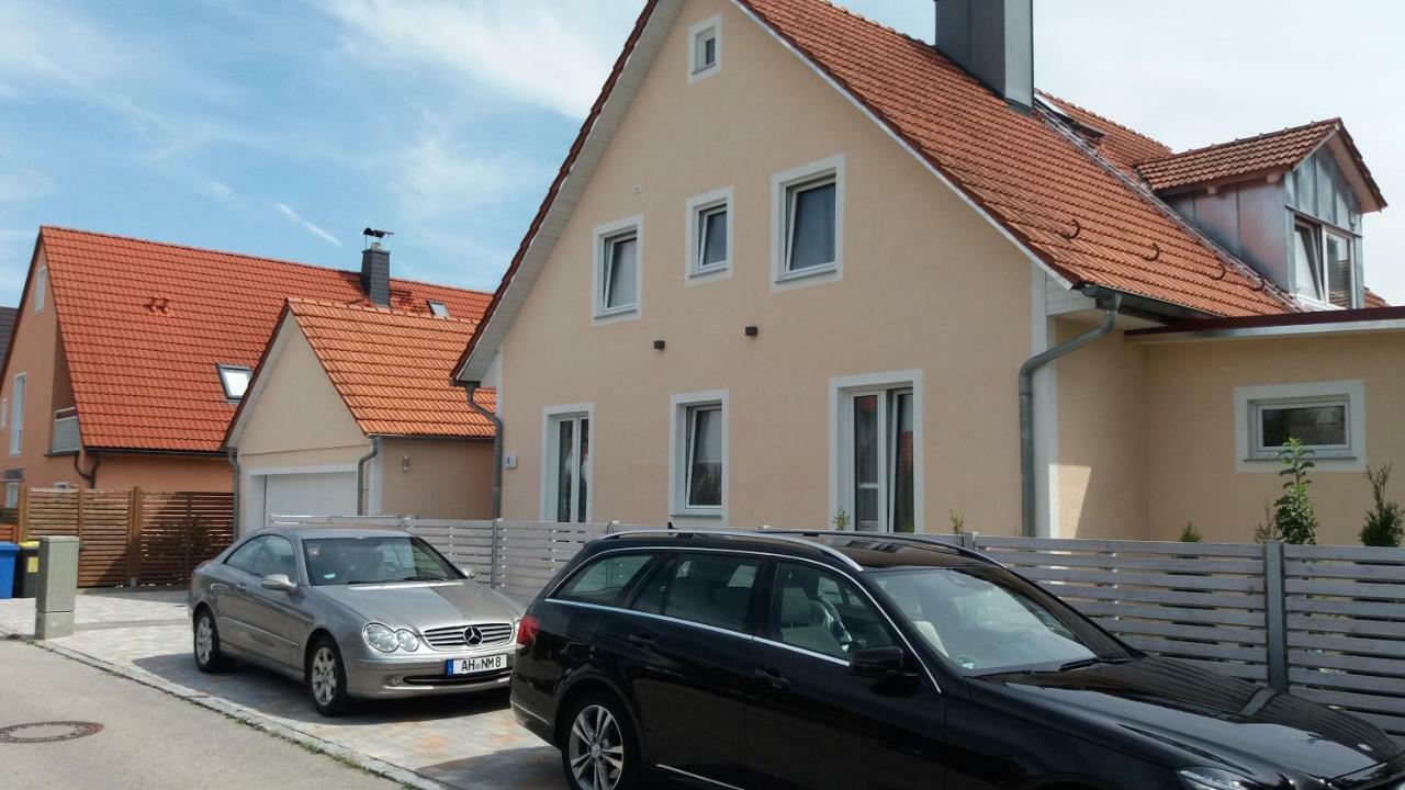 Mueller Residenz Zur S-Bahn Karlsfeld Hotel Exterior photo